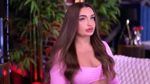 Milla online show from 4, 2, 2026