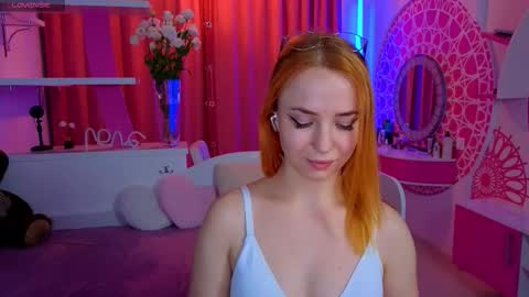 Snapshot of millana_hot chatting on 19, 9, 2025 Milana online show from 19, 9, 2025