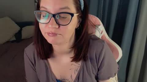 Snapshot of millapoolys chatting on 3, 3, 2026 Milla online show from 3, 3, 2026