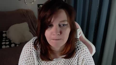 Snapshot of millapoolys chatting on 15, 4, 2026 Milla online show from 15, 4, 2026