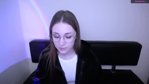 Snapshot of millasamsd chatting on 18, 11, 2025 Milla online show from 18, 11, 2025