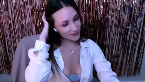 Milla online show from 7, 7, 2026