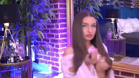 Milla online show from 1, 11, 2025