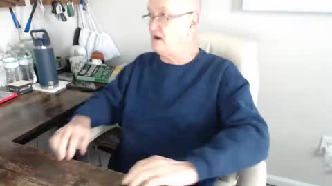 Snapshot of millenium0129 chatting on 29, 10, 2025 millenium0129 online show from 29, 10, 2025