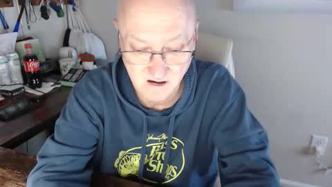 Snapshot of millenium0129 chatting on 28, 11, 2025 millenium0129 online show from 28, 11, 2025