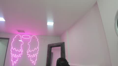 miller_silvana online show from 22, 4, 2026