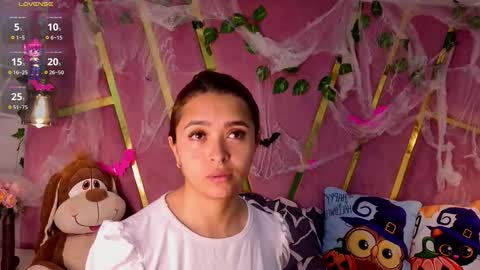 Snapshot of milleyjones_ chatting on 27, 10, 2025 milleyjones_ online show from 27, 10, 2025