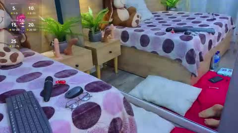 Snapshot of milleyjones_ chatting on 18, 11, 2025 milleyjones_ online show from 18, 11, 2025