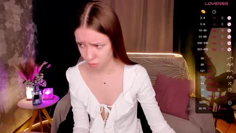 Snapshot of milli_brownn chatting on 13, 10, 2025 Milli online show from 13, 10, 2025
