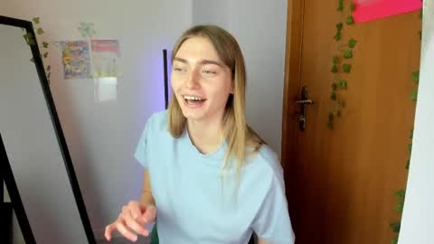 millie_lacroix online show from 18, 5, 2026