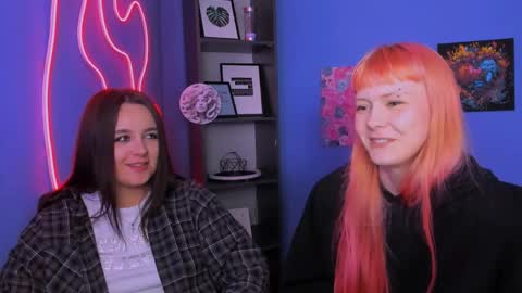 Snapshot of millie_pink1 chatting on 7, 4, 2026 Millie online show from 7, 4, 2026