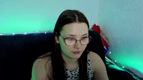 Snapshot of milliedoll chatting on 24, 9, 2025 Millie online show from 24, 9, 2025