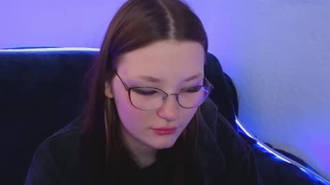 Snapshot of milliedoll chatting on 2, 10, 2025 Millie online show from 2, 10, 2025