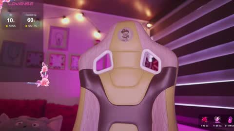 Snapshot of milly_kenner chatting on 15, 12, 2025 MILLY online show from 15, 12, 2025