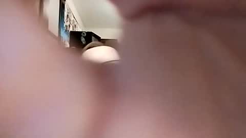 Snapshot of miloanj chatting on 28, 11, 2025 miloanj online show from 28, 11, 2025