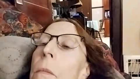 Snapshot of miloanj chatting on 18, 12, 2025 miloanj online show from 18, 12, 2025