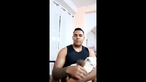 Snapshot of milothatch08 chatting on 25, 5, 2026 milothatch08 online show from 25, 5, 2026