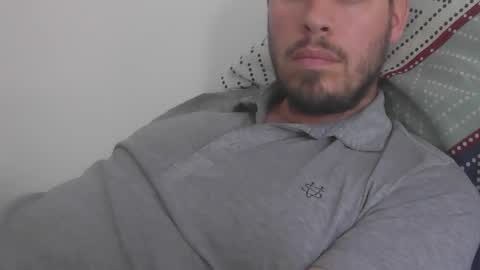 Snapshot of milowww1601 chatting on 15, 10, 2025 milowww1601 online show from 15, 10, 2025