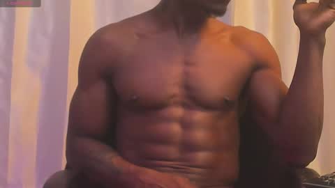 Snapshot of miltonn_jakee chatting on 14, 2, 2025 Miltonn online show from 14, 2, 2025