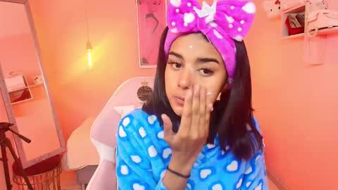Snapshot of milu_carbajal_x chatting on 15, 1, 2026 milu_carbajal_x online show from 15, 1, 2026
