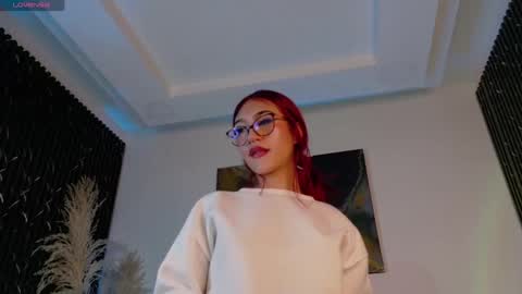 Snapshot of miluv19 chatting on 12, 9, 2025 miluv19 online show from 12, 9, 2025