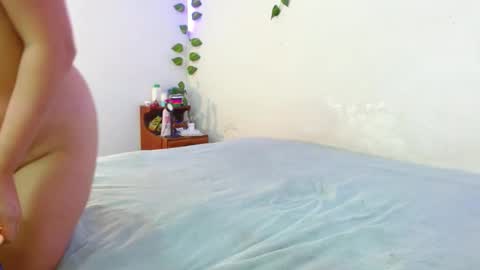 mily_baker online show from 27, 2, 2025