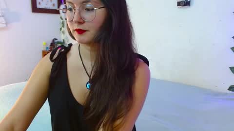 mily_baker online show from 18, 9, 2025