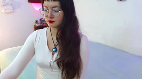 mily_baker online show from 22, 9, 2025