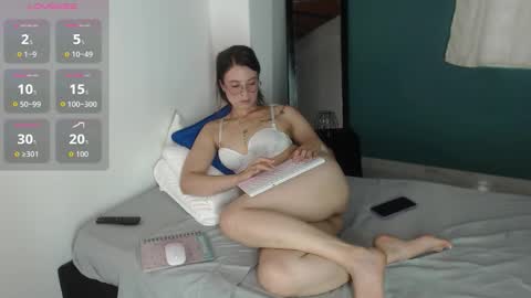 Snapshot of mily_miley chatting on 29, 10, 2025 Mily Miley online show from 29, 10, 2025