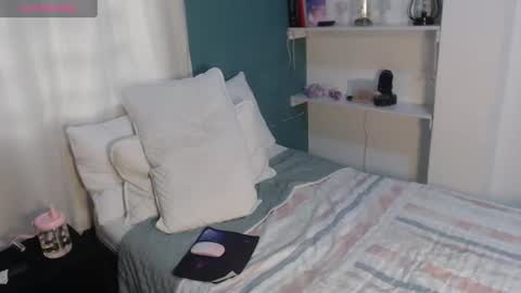 Snapshot of mily_miley chatting on 15, 6, 2026 Mily Miley online show from 15, 6, 2026