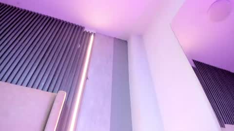 MilyClem online show from 25, 7, 2026