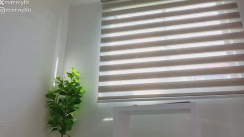 mimmyfit1 online show from 22, 1, 2025