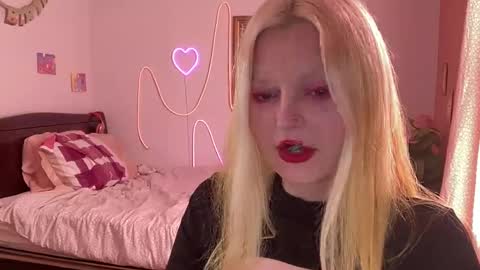 mimsymarlo online show from 17, 2, 2025