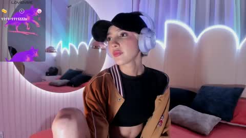 Minji online show from 11, 2, 2025