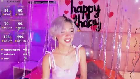 Minji online show from 1, 3, 2025