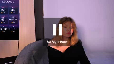 hi Im Mina  online show from 10, 12, 2024