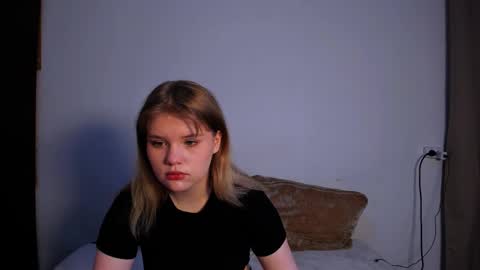 hi Im Mina  online show from 12, 2, 2025