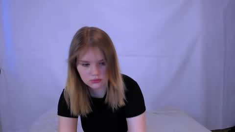 hi Im Mina  online show from 14, 2, 2025