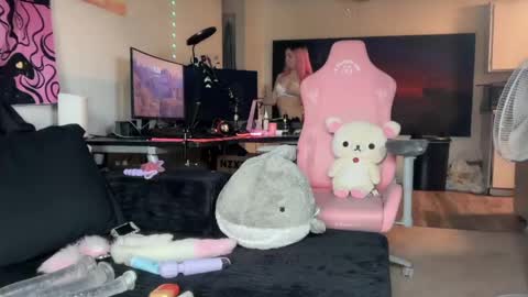 Mina online show from 26, 5, 2026