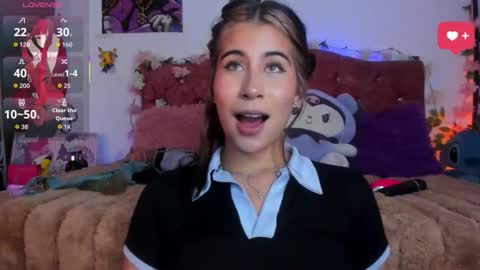 Snapshot of minami_nakamura chatting on 23, 10, 2025 minami_nakamura online show from 23, 10, 2025