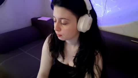 Mindy online show from 11, 3, 2026