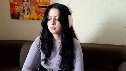 Mindy online show from 17, 4, 2026