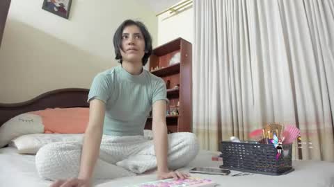 Snapshot of minefoxy2 chatting on 27, 2, 2026 Amber online show from 27, 2, 2026