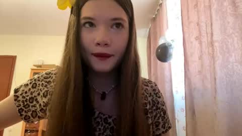 Snapshot of minforbush chatting on 9, 10, 2025 Amelia online show from 9, 10, 2025