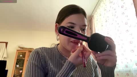 Snapshot of minforbush chatting on 15, 10, 2025 Amelia online show from 15, 10, 2025