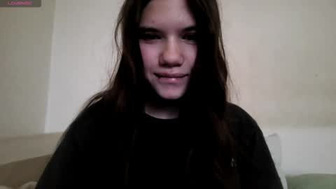 Snapshot of minforbush chatting on 27, 10, 2025 Amelia online show from 27, 10, 2025