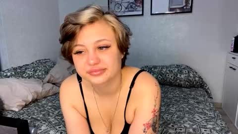Luna Moon online show from 14, 10, 2025