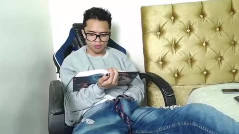 Snapshot of minho_reyes chatting on 29, 11, 2025 Minho Reyes online show from 29, 11, 2025