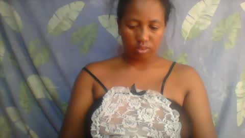 Snapshot of minie4tina chatting on 10, 3, 2025 Minie4Tina online show from 10, 3, 2025
