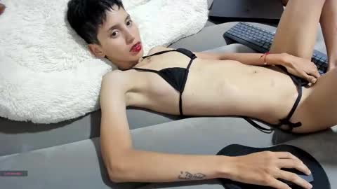 Snapshot of minilolyi chatting on 18, 10, 2025 Loly online show from 18, 10, 2025